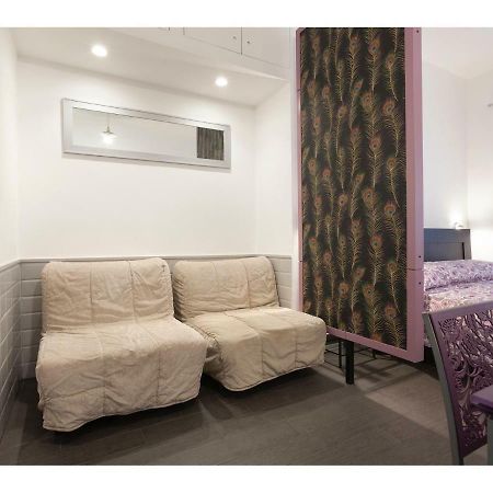 My Purple Apartment In The Center Of روما المظهر الخارجي الصورة