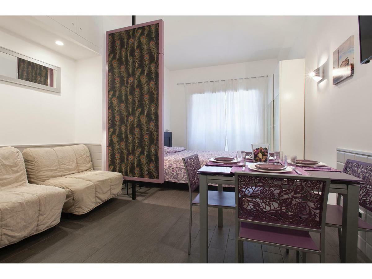 My Purple Apartment In The Center Of روما المظهر الخارجي الصورة